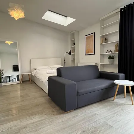 Beautiful Ultracentral Apartament