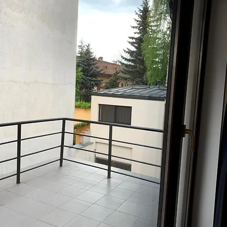 Beautiful Ultracentral Daire