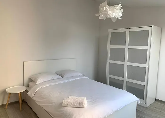 Beautiful Ultracentral