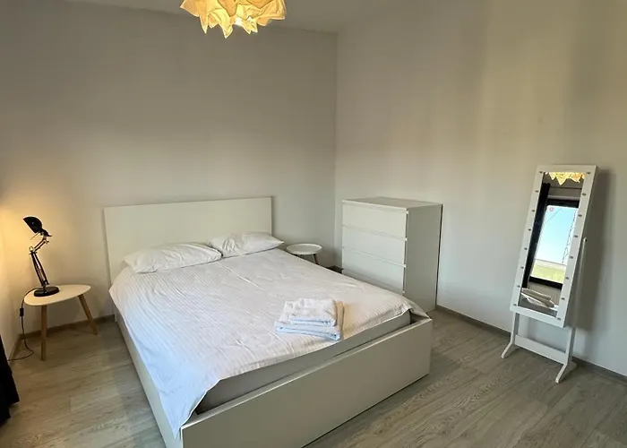 Beautiful Ultracentral *